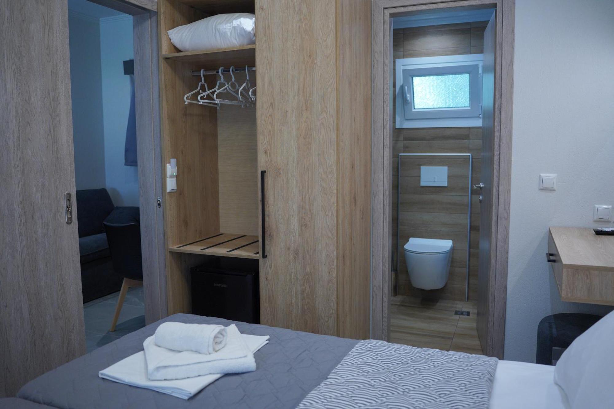 Sintrivanis Resort Beach Paralía Skotínis المظهر الخارجي الصورة
