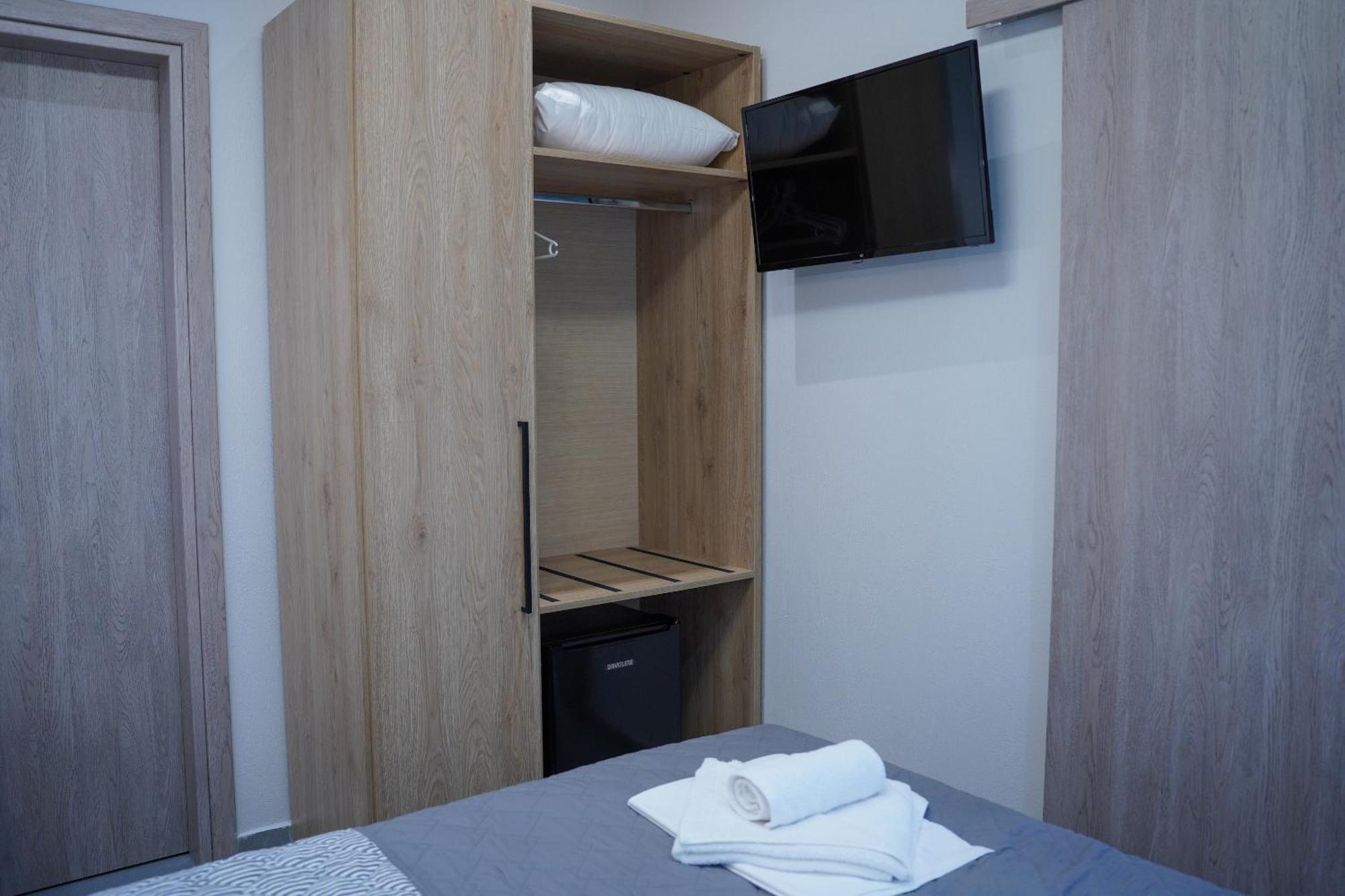 Sintrivanis Resort Beach Paralía Skotínis المظهر الخارجي الصورة