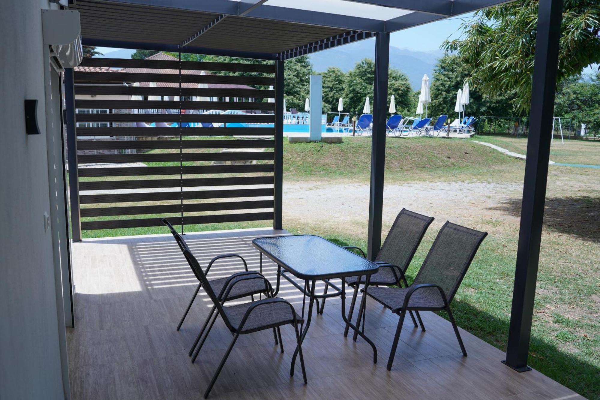 Sintrivanis Resort Beach Paralía Skotínis المظهر الخارجي الصورة