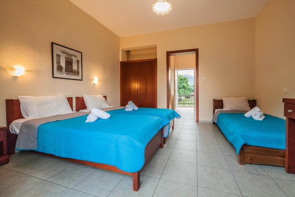 Sintrivanis Resort Beach Paralía Skotínis المظهر الخارجي الصورة