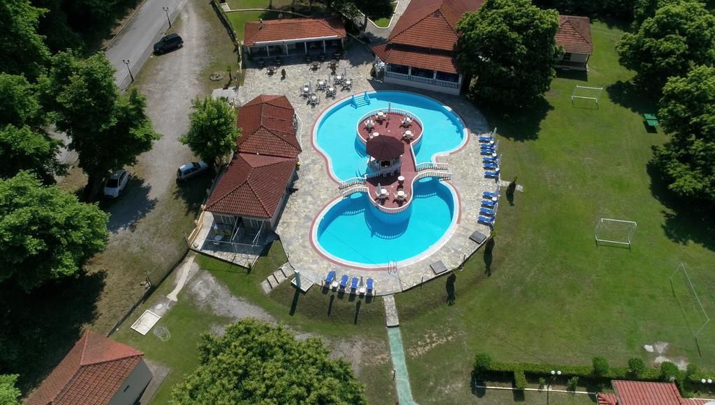 Sintrivanis Resort Beach Paralía Skotínis المظهر الخارجي الصورة